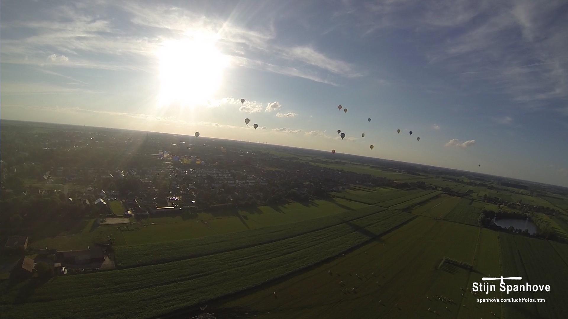 luchtfoto ballonmeeting Eeklo 2013